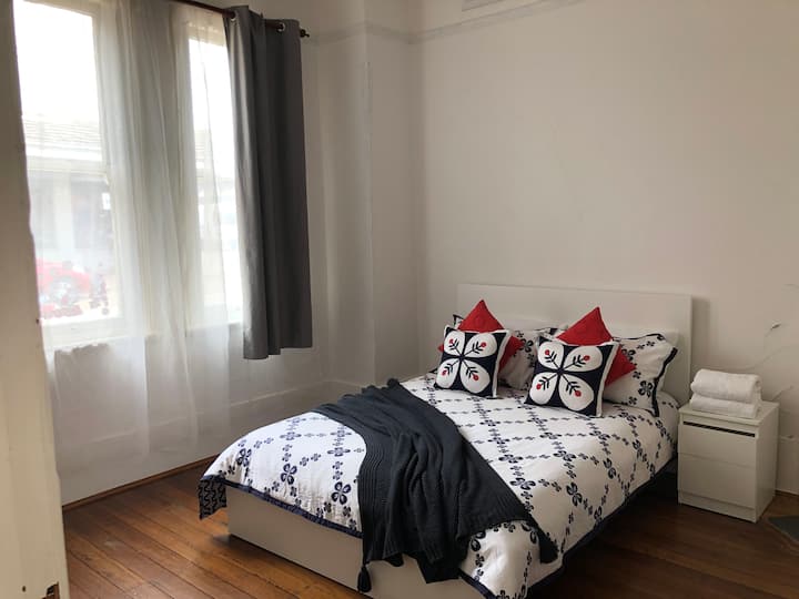 Sleep And Travel - Parramatta