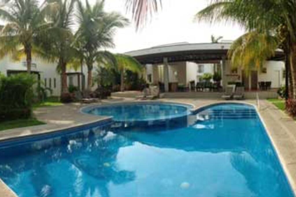Swimming pool