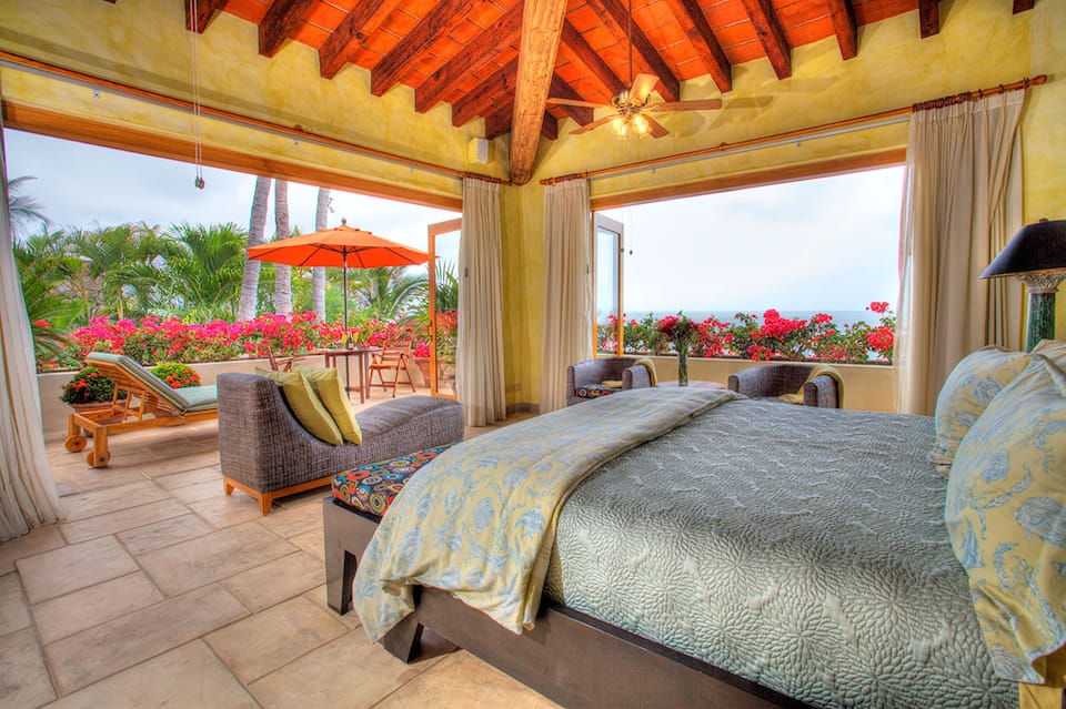 A hacienda-style villa on the Conchas Chinas shore, Puerto Vallarta, Jalisco, Mexico, photo 8 of 10