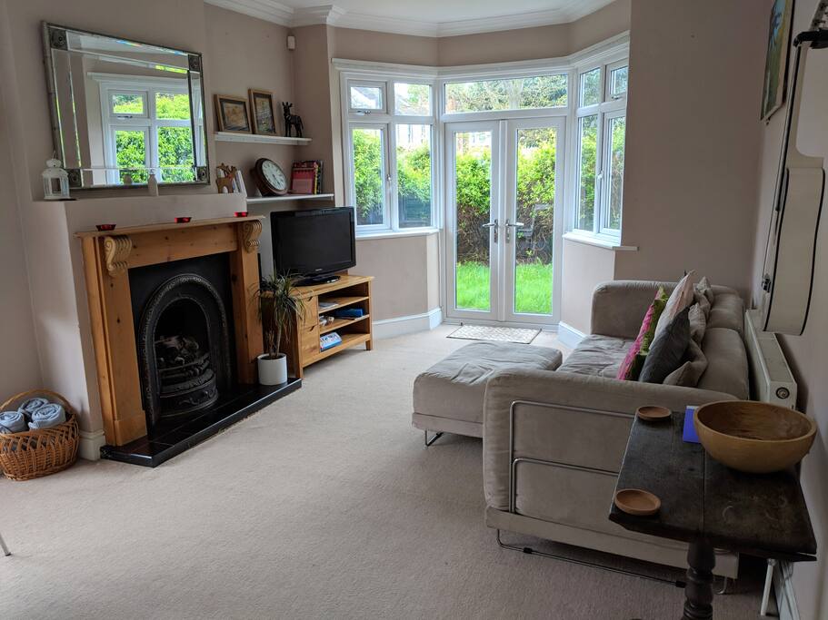 Living Room with Freeview TV and PS3