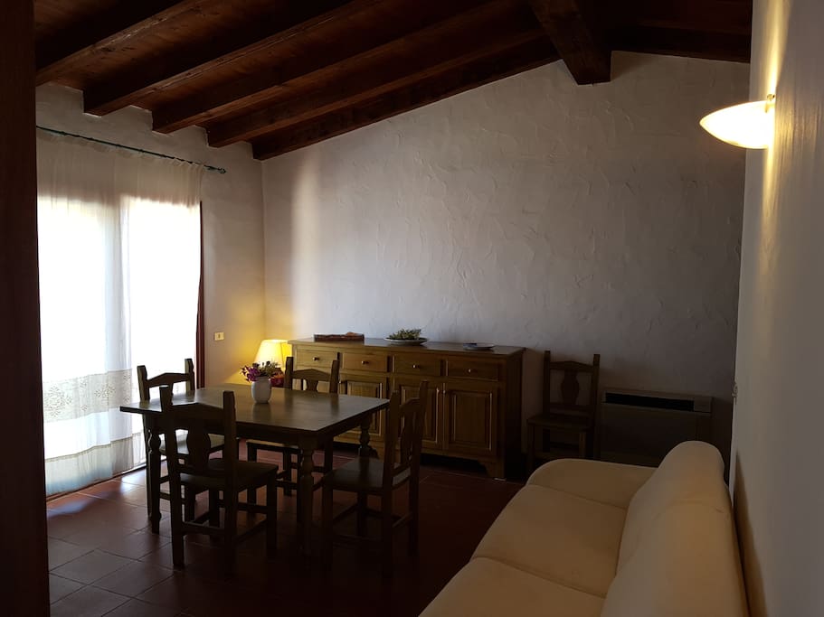 pranzo soggiorno con terrazzo