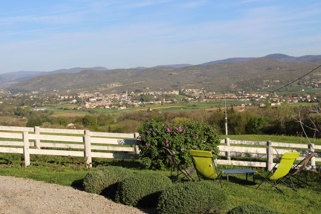 Vue sur les Monts d'Ardèche