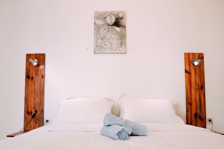 Pojok Pas Guest House (Room 2)