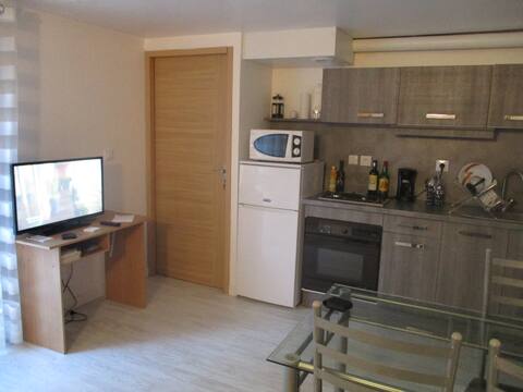 1 Bedroom appartment on the ground floor, garden.