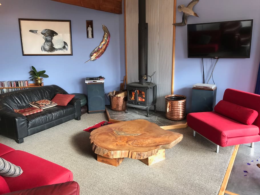 Lounge & woodstove, firewood supplied