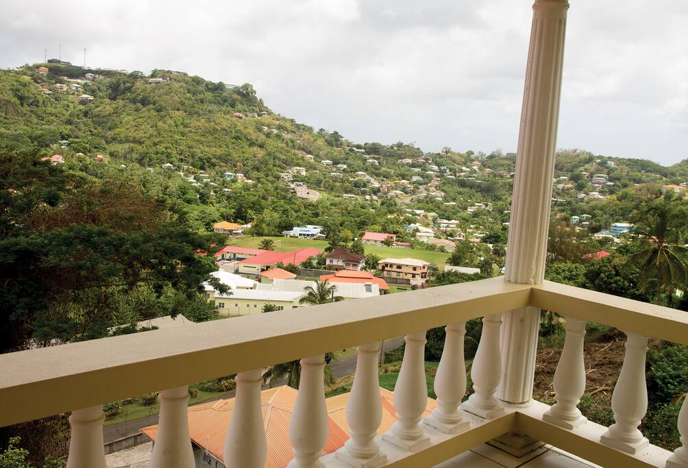 Scenic back balcony
