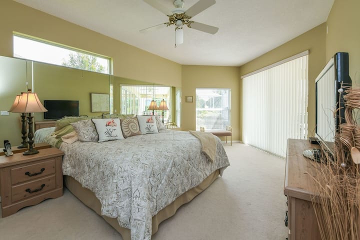 ห้องนอนใหญ่