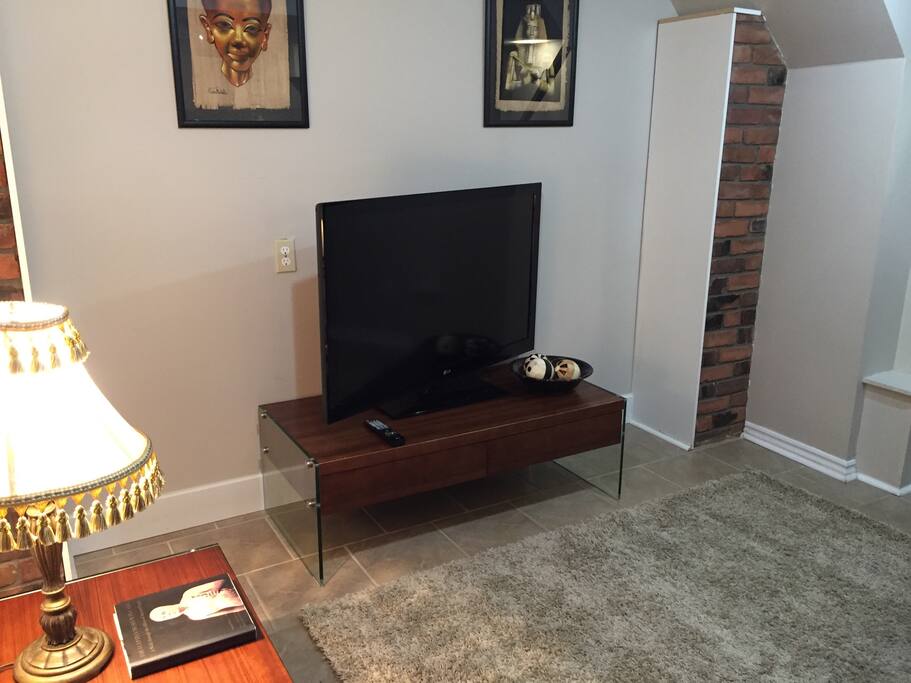 TV