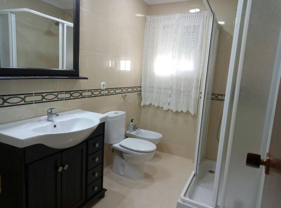 Cuarto de baño compartido