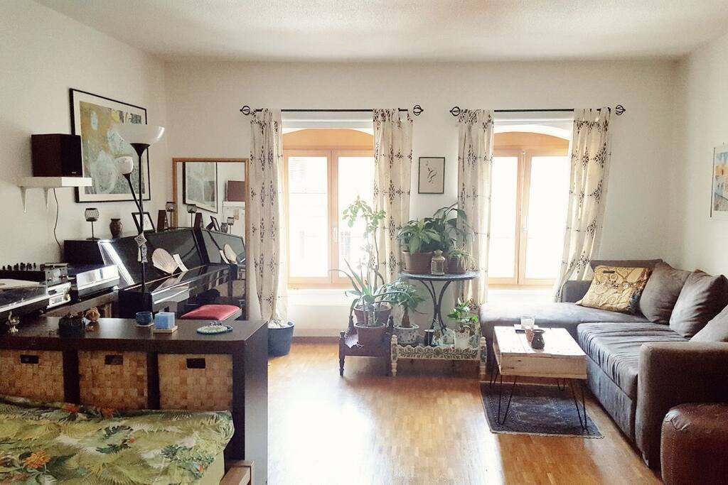 Pièce principale - coin salon