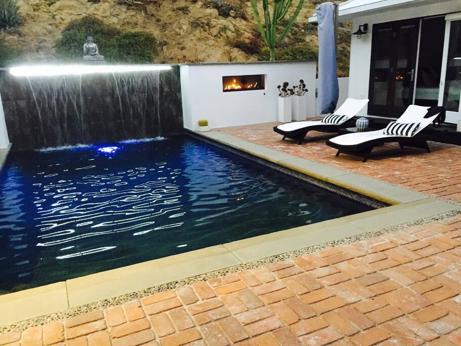 pool always heated to 90F