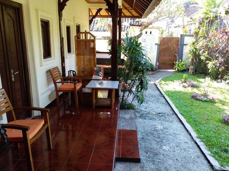 Front picture of the house