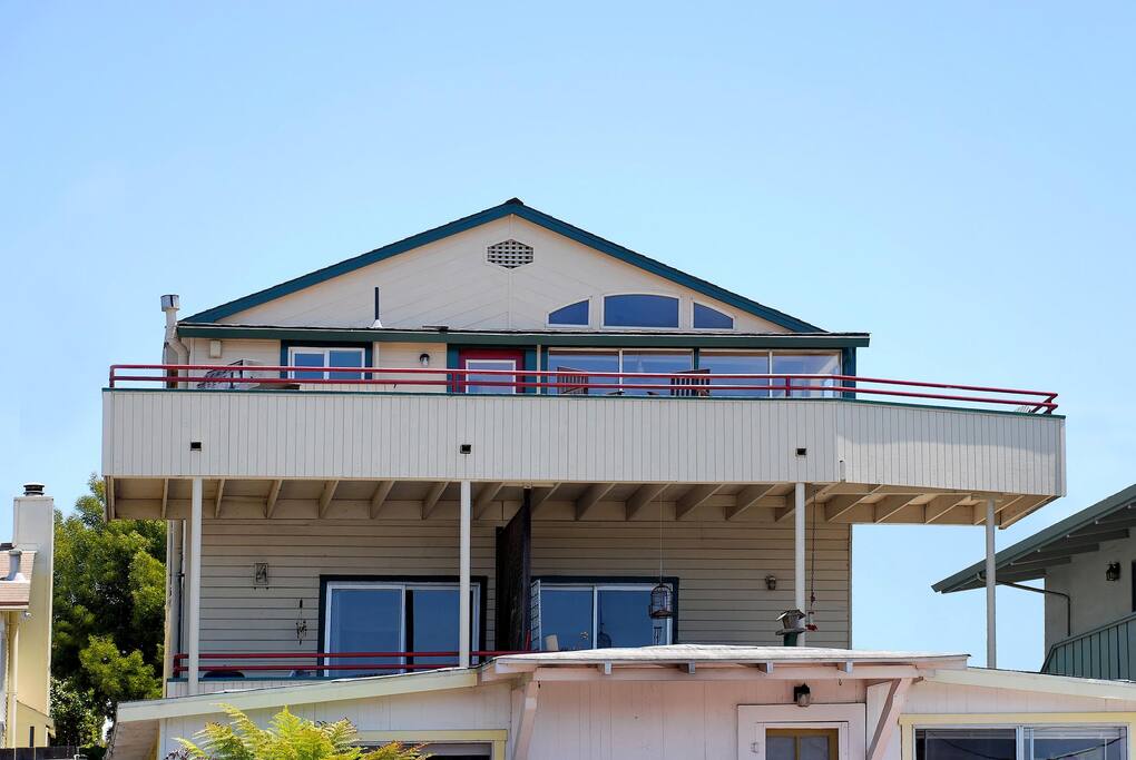 Street View of Sugar shack's deck