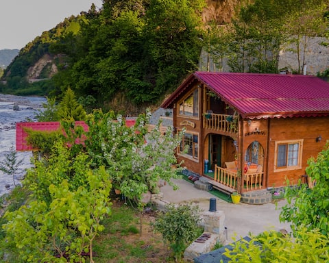 Top Airbnb: Dere House: detached in Ardeşen