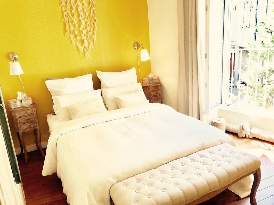 Calm Bedroom #PianoSuiteBeaune