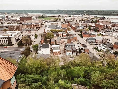 Beautiful view of the city two bedroom duplex