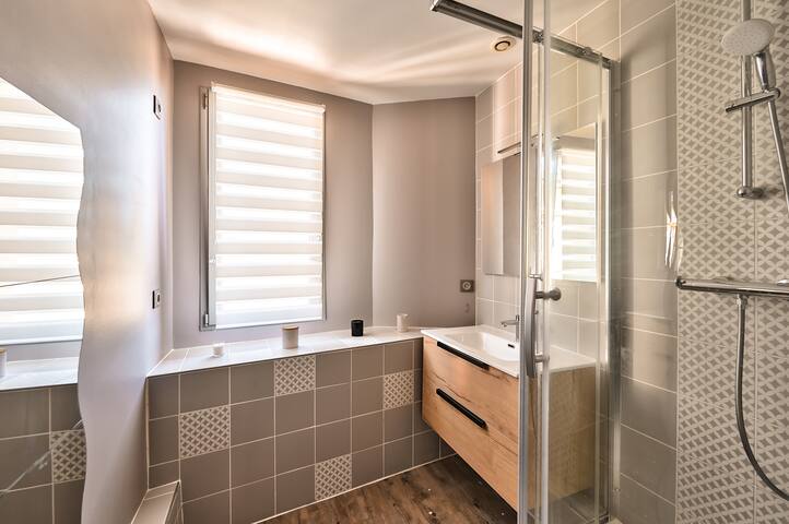 Bel appartement vieux Lyon gallery image 5