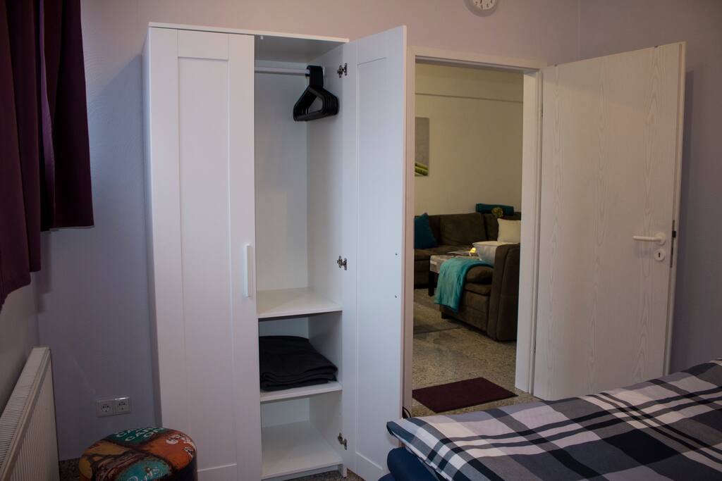 Platz genug für Ihre Garderobe