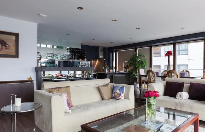 Docklands Millennium Tower Luxury Apartment - Dún Laoghaire
