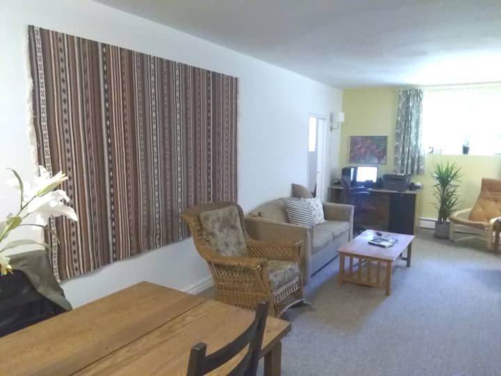 Mika's Garden Apartments - Three Bedroom - Kitchener