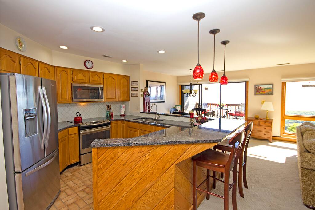 Granite counters, bar.