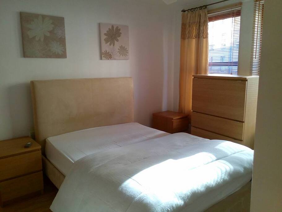 double bedroom with fitted wardrobe