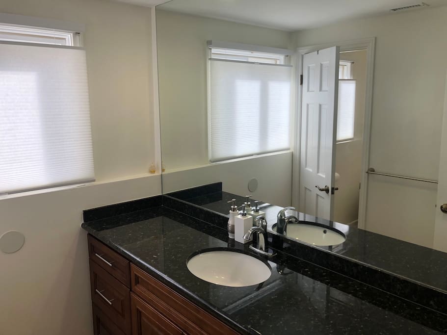 Bathroom sink (shared)