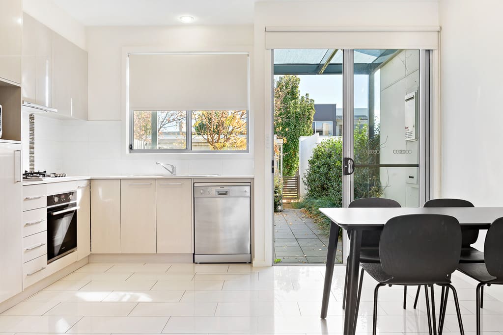 Kitchen & Dining area