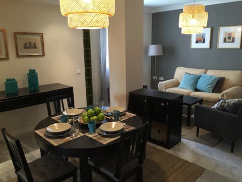 Popular Airbnb listing: Large apartment near the Center with a garage and swimming pool in Olletas