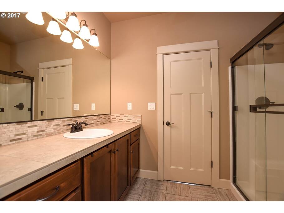 Master suite bath