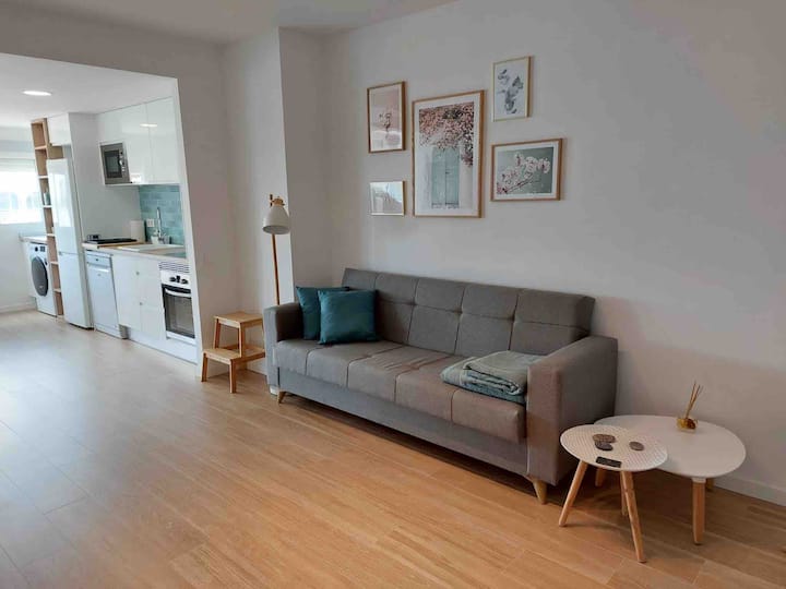 Play-puig Beach Flat - El Puig