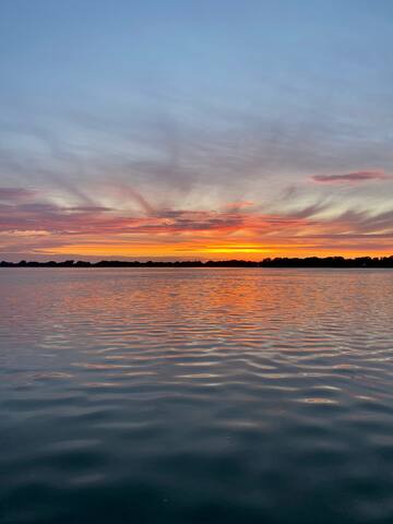 Beautiful lake home – 45 minutes from Twin Cities gallery image 2