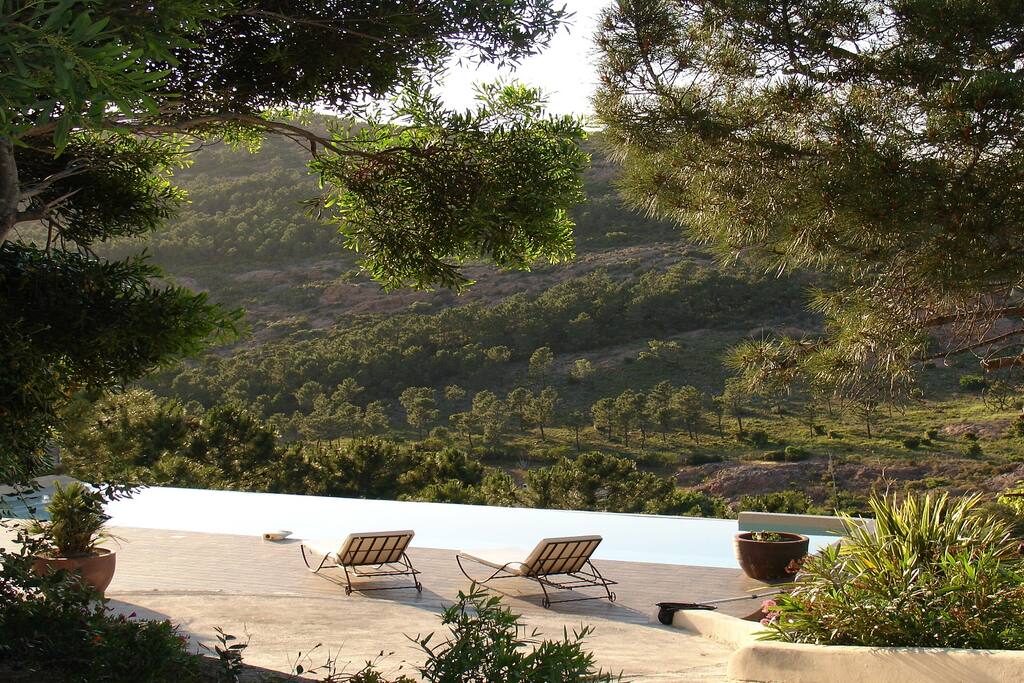 piscine privée à débordement
