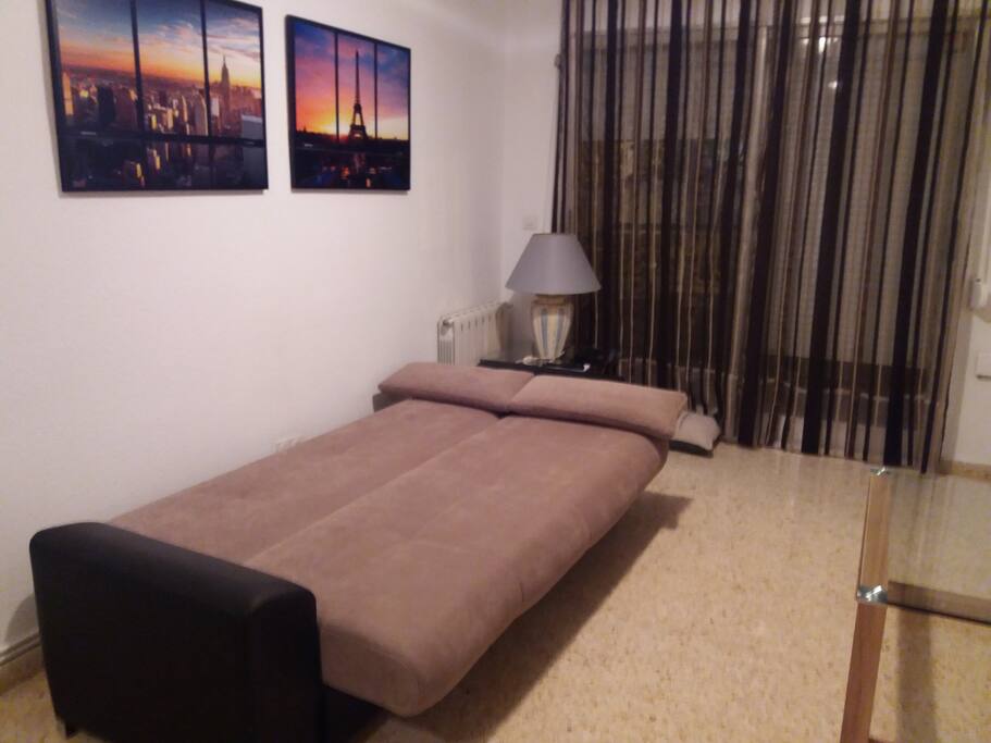 SOFÁ CAMA PARA 2 PERSONAS