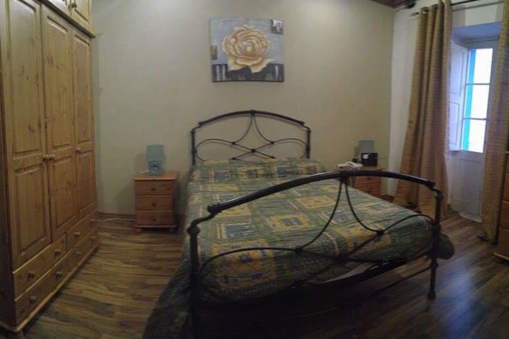 Double bed