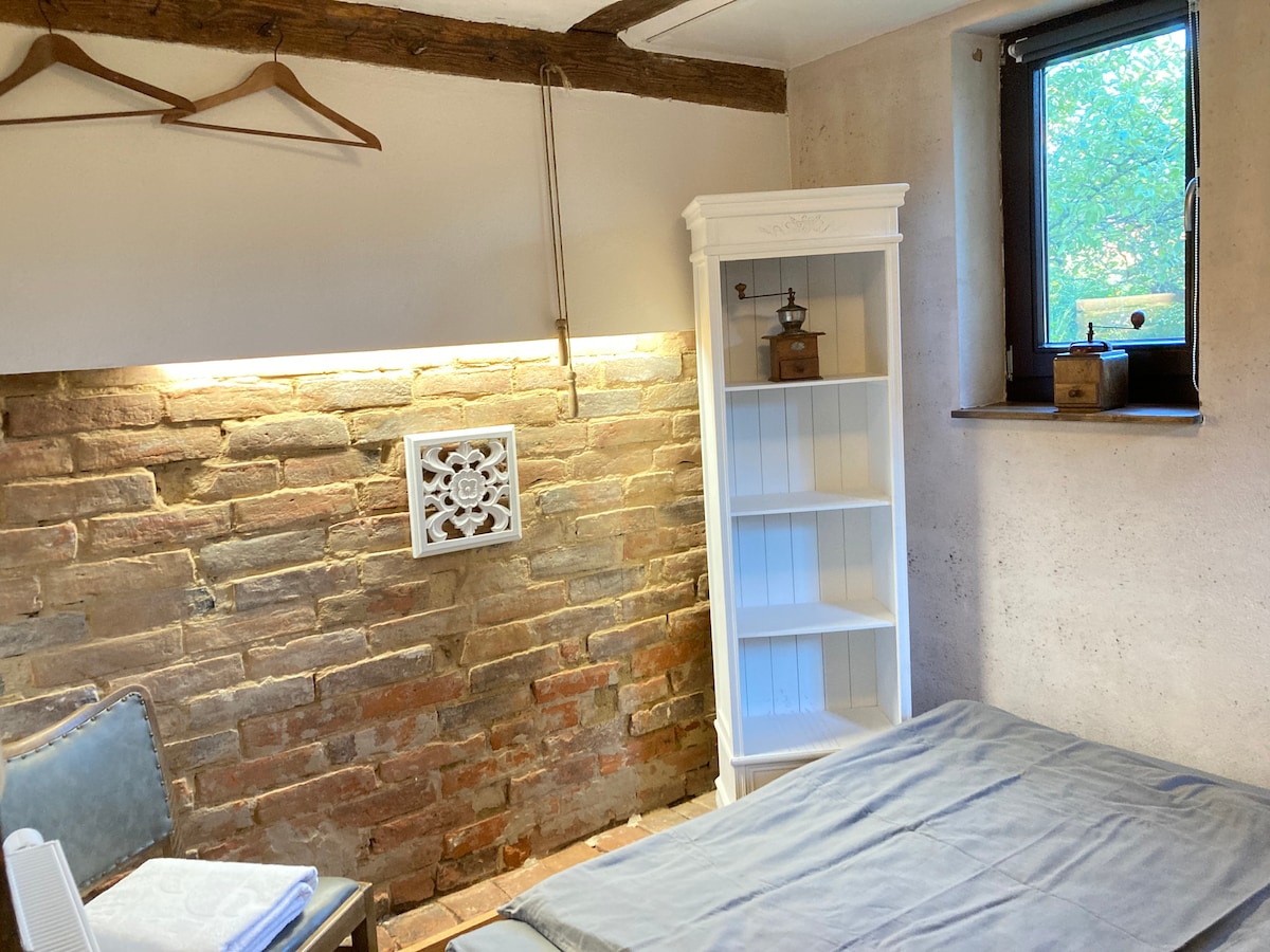 Спалня 2 двойни легла
www.ferienhaus-bauernstube.de