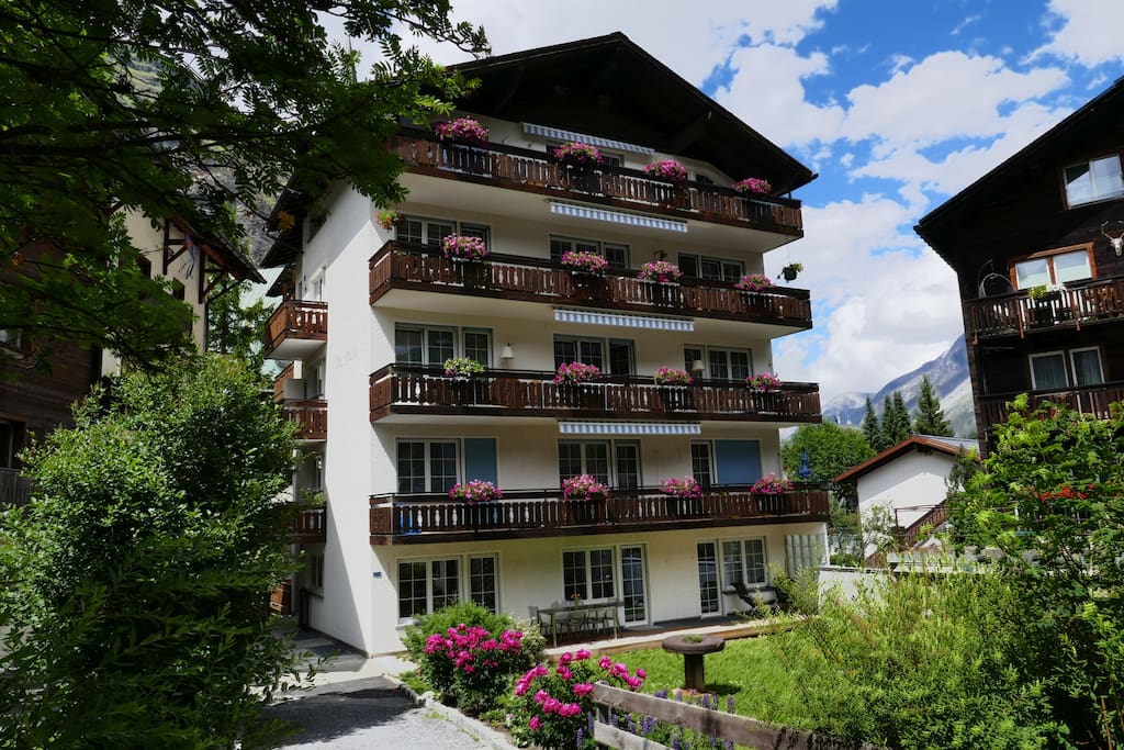 The Old Mill House – Vieux Moulin - is located in the very heart of Zermatt