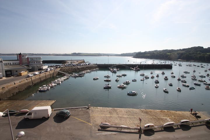 Design I - Port of Rosmeur - Douarnenez