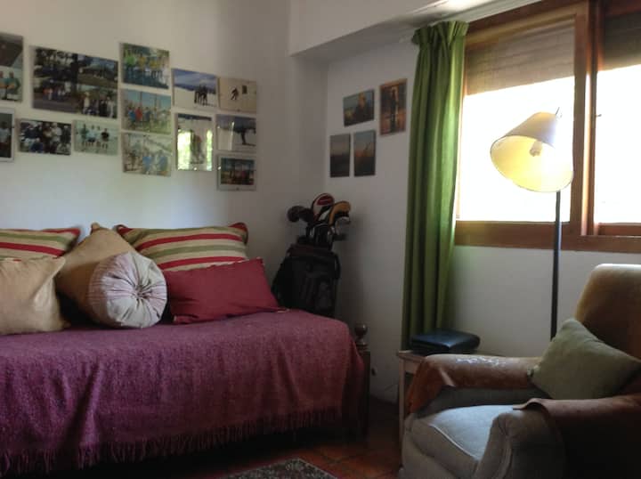 Casa completa para até 7 pessoas em Beccar