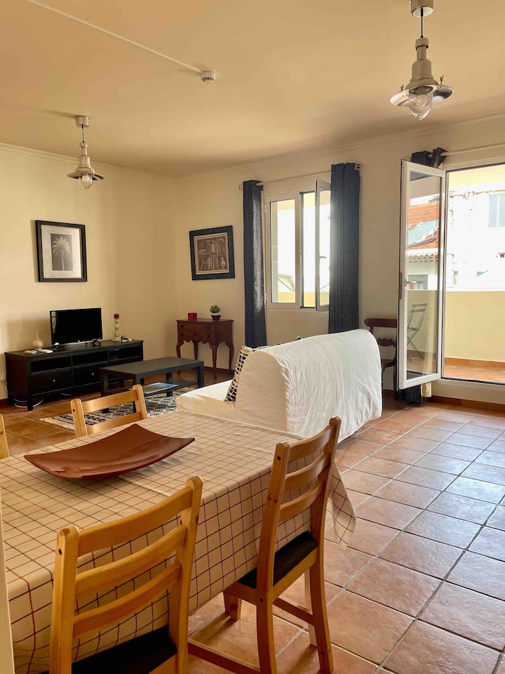 Old Zone Apartment - 2º C - Monte