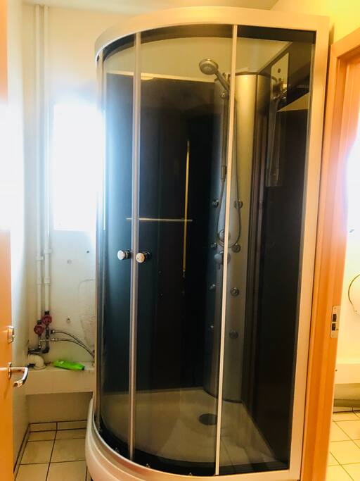 ENJOY A BEAUTIFUL SHOWER