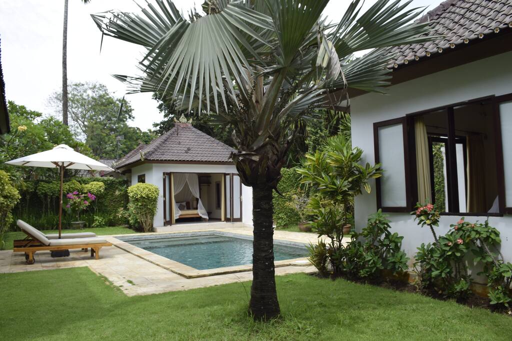 Bedroom 1 and 2 by the pool