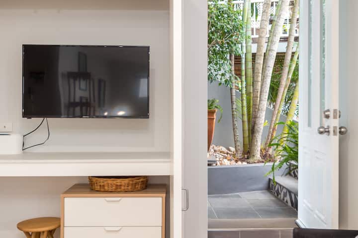 Contemporary Studio In The Heart Of Paddington - Brisbane