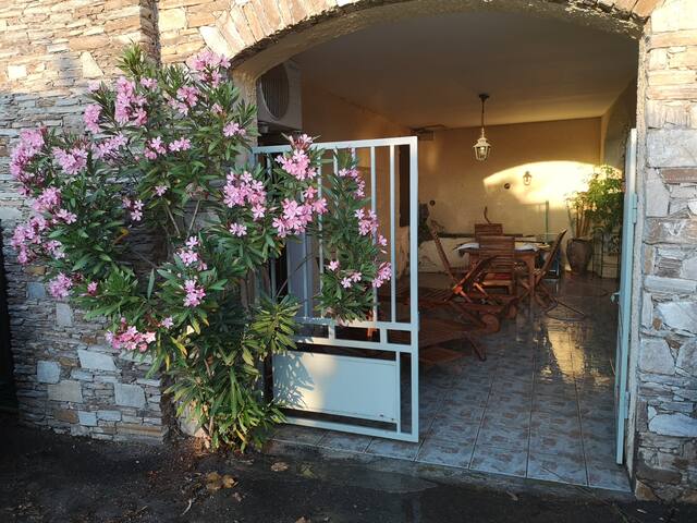 PRENOTAZIONE LAST MINUTE ... 53 € INSTEAD DI 65 €