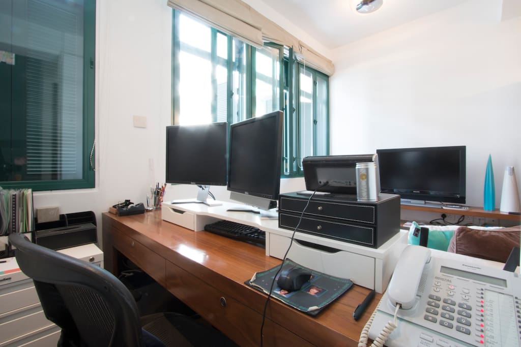 Work Desk