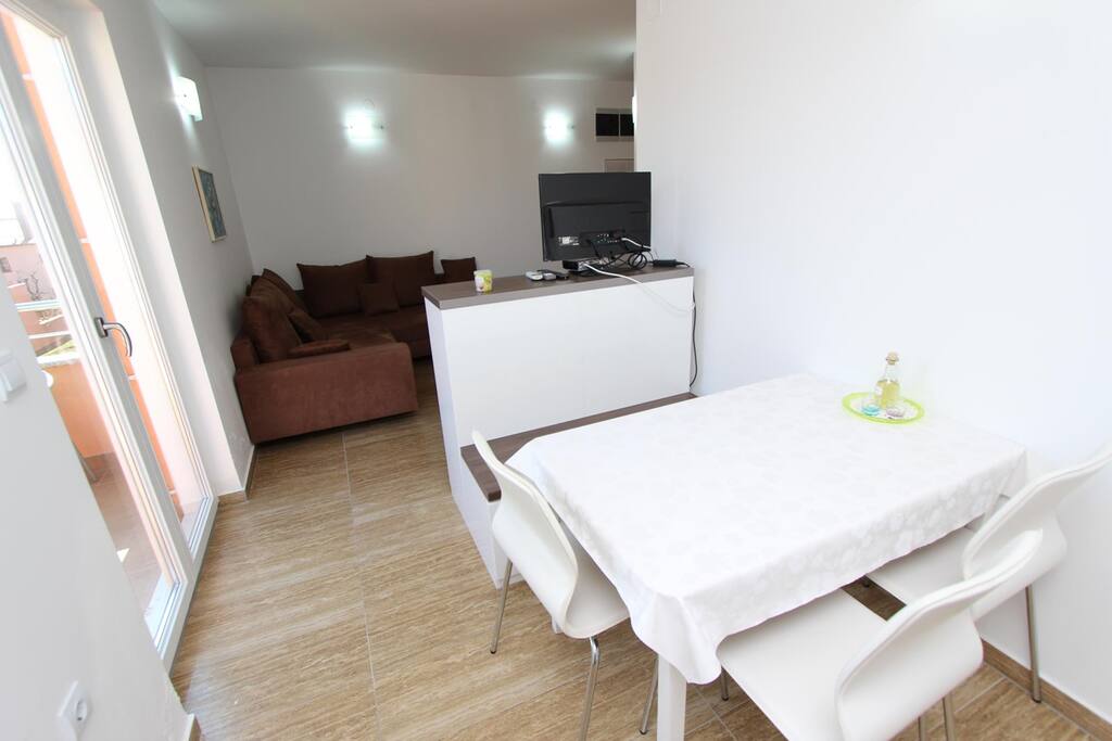 Hanna Rovinj private holidays beach unterkunft app