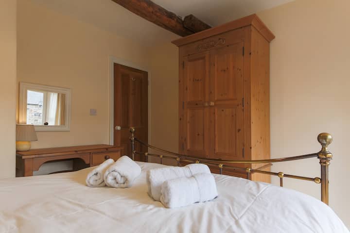 为每个人提供蓬松的毛巾......