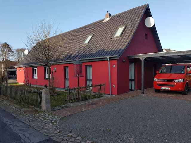 Airbnb Leezen Vacation Rentals Places To Stay Schleswig