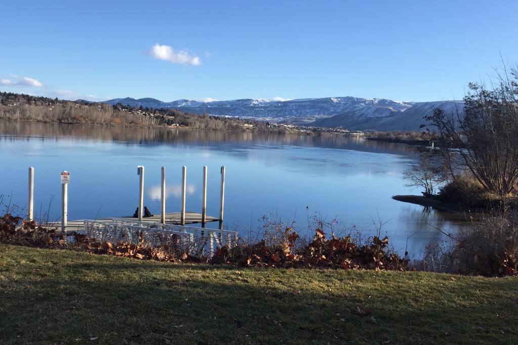Amazing river, trail and parks five minutes away