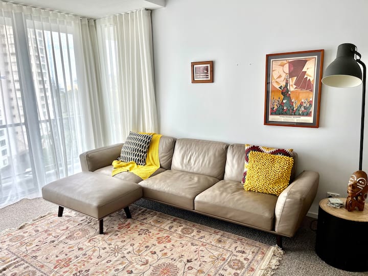 Oceanview Burleigh Apt –Pool, Parking & Prime Spot - Gold Coast